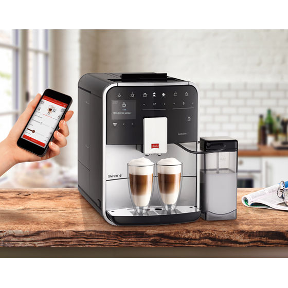 Melitta® Kaffeevollautomat Melitta Barista T Smart Silber 6761413 10 – Preparing fresh coffee in stylish kitchen with silver machine